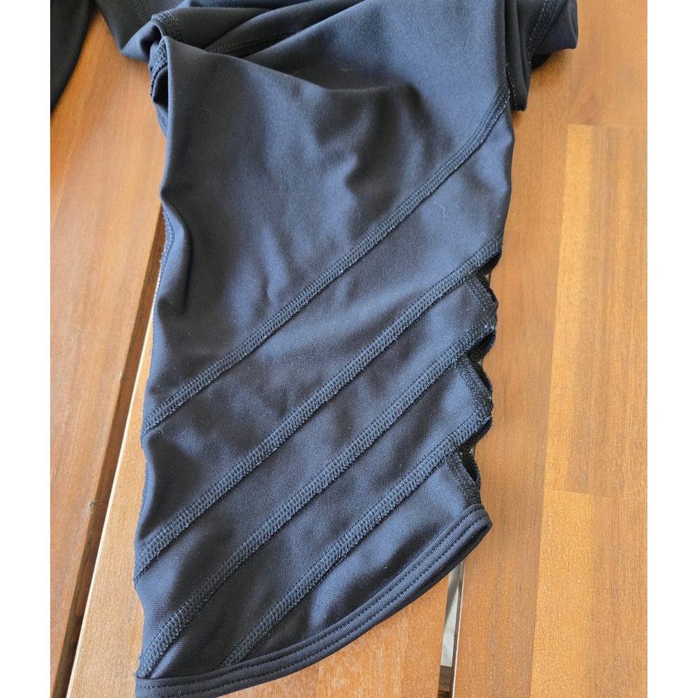 Under Armour HeatGear Compression Cropped Leggings Lattice Cutout Activewear XL - Picture 4 of 7